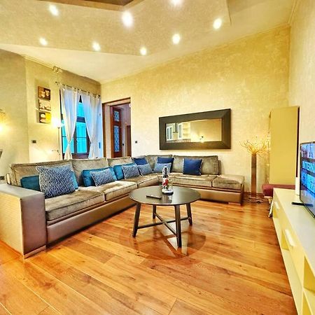 Ultra Central Apartment / 10 Ppl Budapest Exterior photo